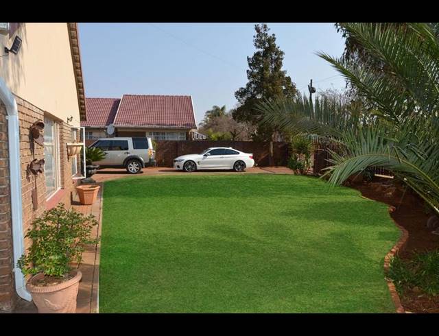 4 BEDROOM HOUSE FOR SALE IN CULEMBORG PARK